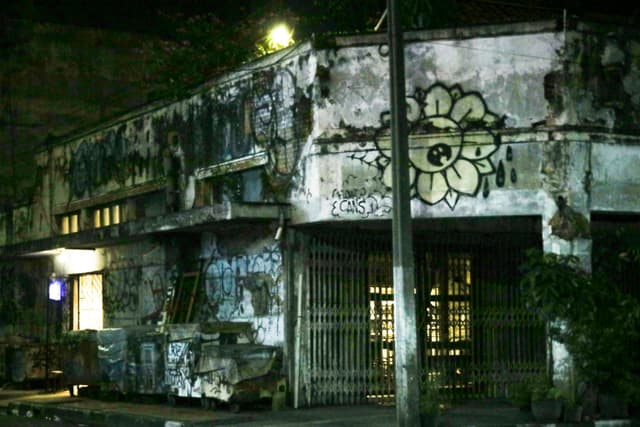 Dirty Streets 